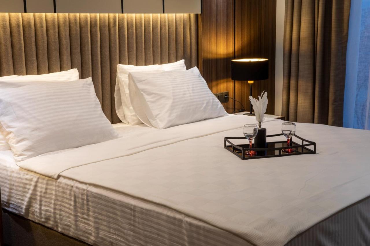 Monalisa Hotels Кушадасы Экстерьер фото